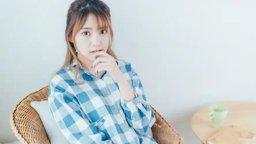 美女壁纸,美女,唯美,性感,高清,美腿,清纯,桌面壁纸,壁纸,1920x1080