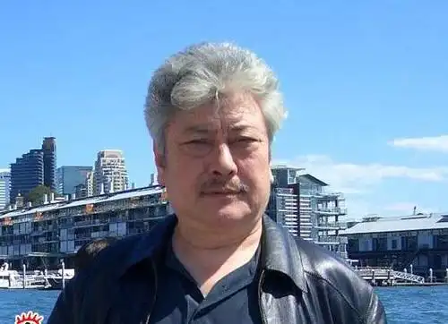 导演陈家林眉开眼笑 《好男当家》看点多多(图)