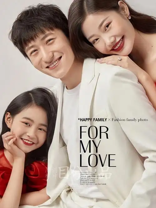 时尚全家福一家三口亲子照