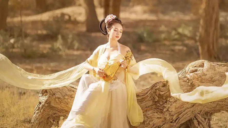 敦煌飞天唯美仙气古风女子图片-美女壁纸 - 壁纸之家