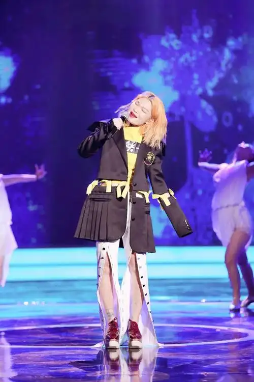 苏运莹节目获好友应援汪苏泷献歌表白