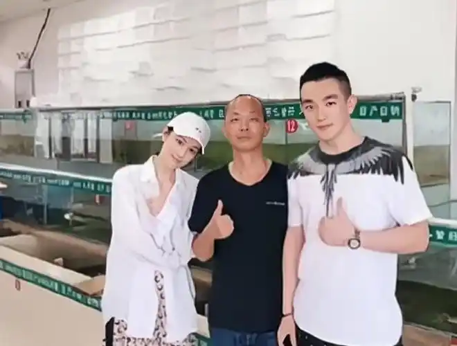 回顾张馨予情路坎坷嫁给何捷后苦尽甘来还是军人最靠谱