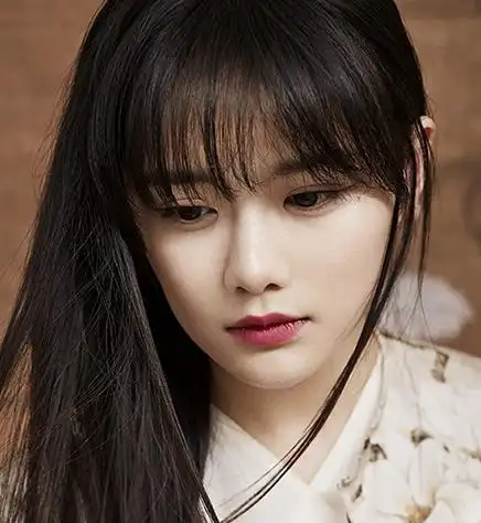 南笙是在豆瓣上成名的.