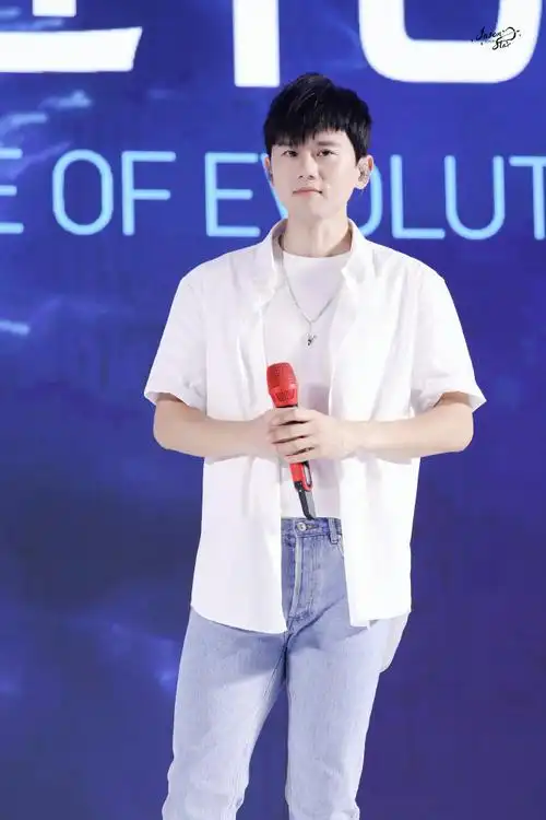 温碧泉代言人张杰