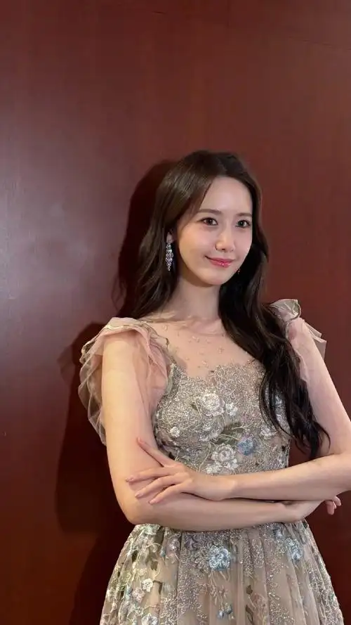 240212 工作人员 ins更新林允儿相关一则    3230343730