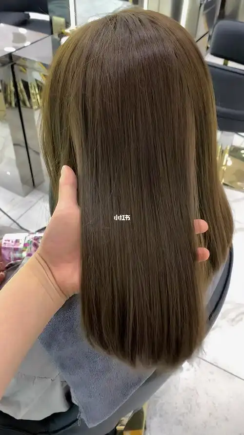 亚麻棕青显白发色高级感发色适合夏天颜色