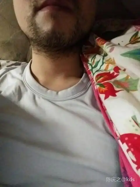 为什么我刮完胡子总是一圈黑的,像没刮过一样?