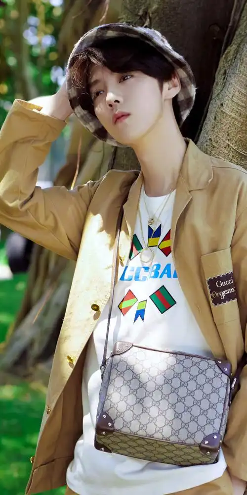 鹿晗被评为希望工程突出贡献者一直默默做公益娱乐圈仅此一人