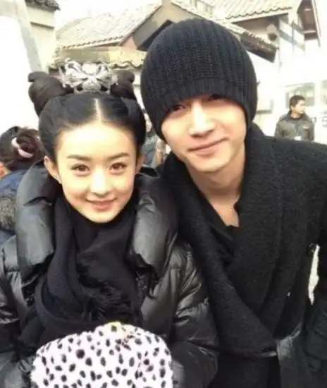 赵丽颖:导演曾劝我整容 陈晓有资格当"男友"