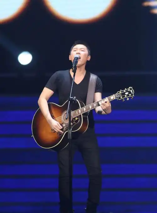 p>梁博,1991年3月25日出生于吉林省长春市九台区,中国内地男 a