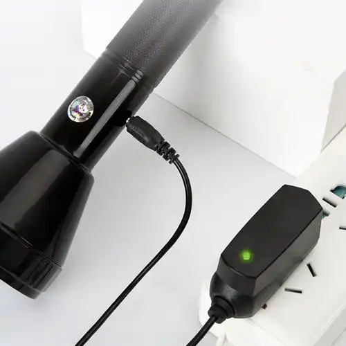 康铭手电筒家用可充电强光超亮多功能小便携远射应急照明户外 km-d