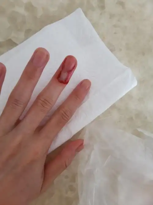 血腥慎入,真把厨房炸了,手指也被剁了