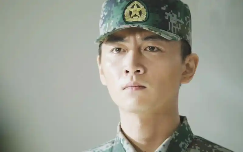 【陆战之王】【陈晓】忠诚 | "刺头"新兵陈晓的兵王之路!