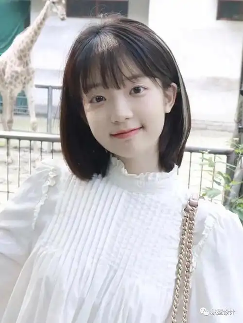 最适合亚洲女孩的短发,好似邻家女孩又似青春少女,短发的设计,长度