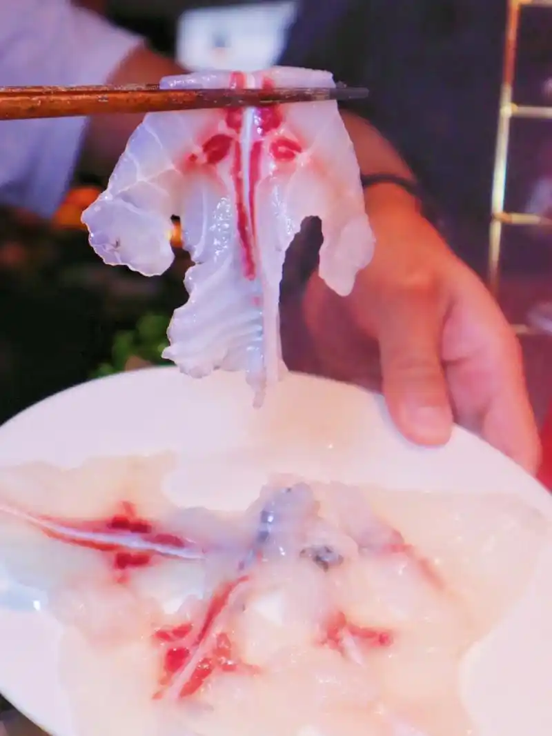 脆鲜生中山脆鲩鱼火锅,巴适~鱼肉还能这样吃717171 脆鲩鱼火锅