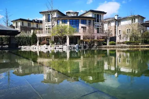 东四环400平大院子 | 双客厅 | 五套房设计四车位,东山墅-北京58同城