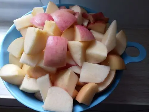 我是快乐小厨师——金蕾幼儿园大二班班级活动(四)