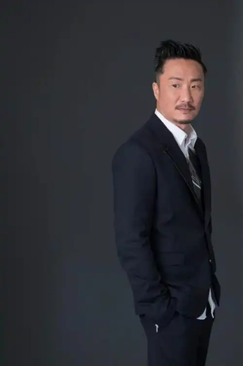 郑中基新剧杀青在即,由浪子变"二十四孝老爸",儿女双全劲甜蜜_蔡卓妍