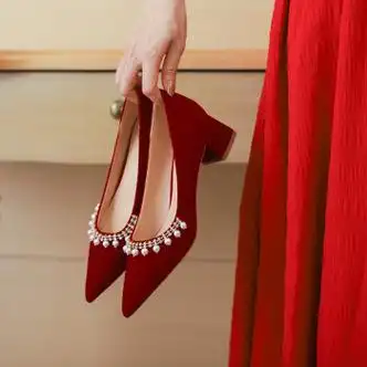 纯淘阁珍珠秀禾鞋新款中式绒面红色婚鞋孕妇粗跟低跟新娘鞋订婚敬酒鞋