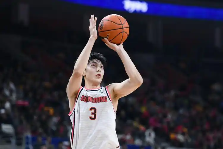 原创cba速递广东宏远官方喜讯辽篮大将公开道歉马布里强硬表态