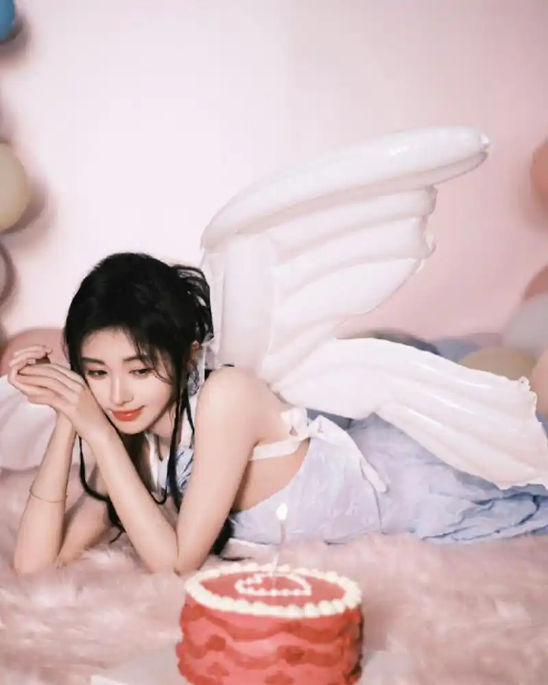 鞠婧祎生日写真大片,祝美女生日快乐 676767