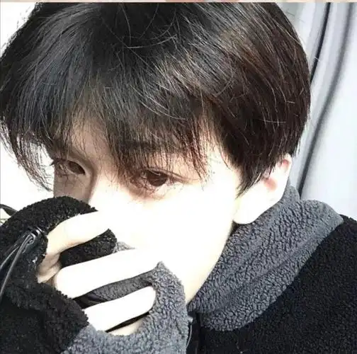 男生头像特好看的男生头像图片多少年都是一样的帅第213期