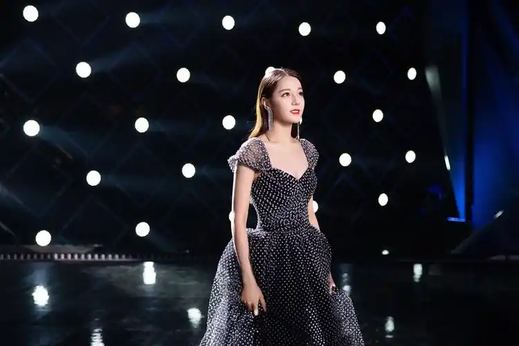 迪丽热巴 - 堆糖,美图壁纸兴趣社区