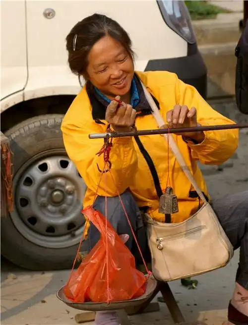 【原创摄影】街拍——普通老百姓的生活(1) - 岘山游客 - 岘山游客的