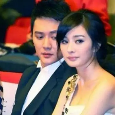 图杨幂巨胸引冯绍峰照片曝光39d豪乳好身材羡煞无数人