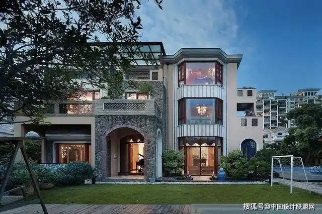 欧式风格的别样风采,高贵优雅,精致奢华的1000㎡独栋别墅!
