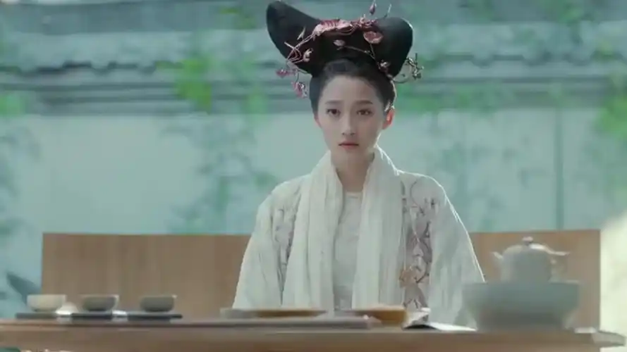 凤囚凰柳色身穿绿衣也将牛惹怒了山阴公主这才将那孩童放了