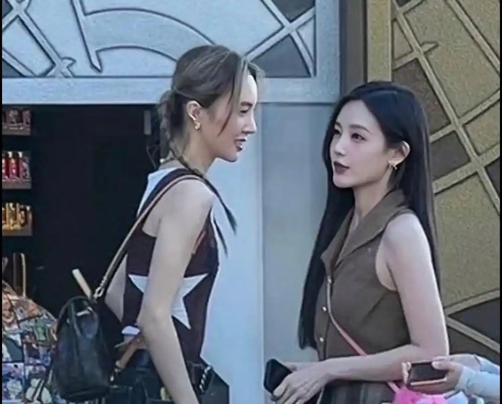 金晨李一桐同框生图,还有人在嗑这对吗?