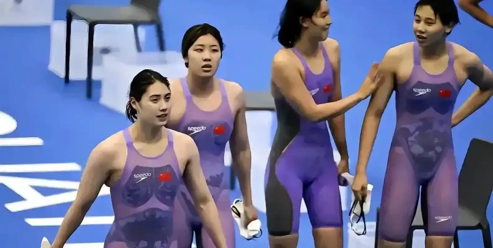 今年中国游泳队的泳衣,欣赏一下!