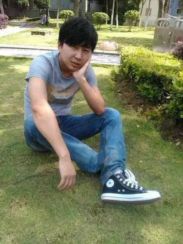 男23 140斤 174cm 怎么样? 限女生回