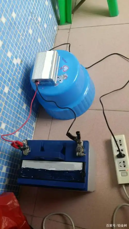 汽车电瓶怎么充电 汽车电瓶没电了怎么恢复电量