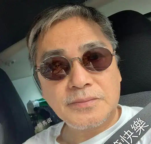 《封神榜》最帅伯邑考,如今老成这样,头发花白但依旧帅气_汤镇宗