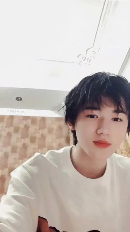 宋亚轩女友视角