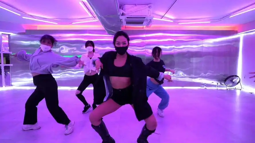 活动作品性感美女jazz爵士舞帅气美女性感爵士舞