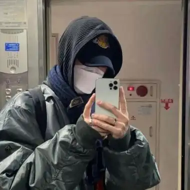 男生头像简单干净简约图片超帅气男生气质微信头像图片