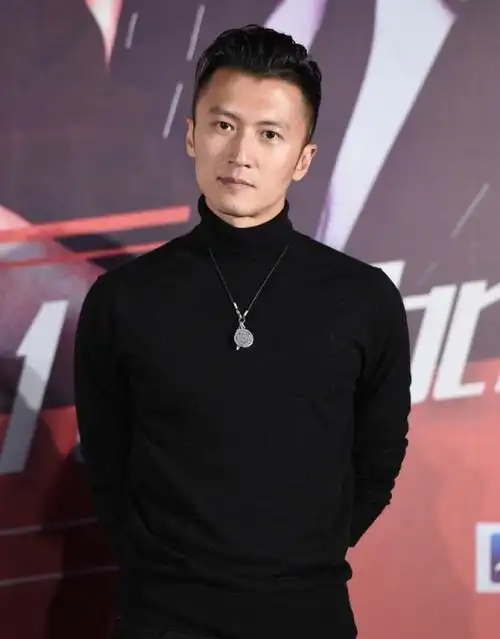 图片来源:sohu 你也想要拥有谢霆锋的完美下颚吗?