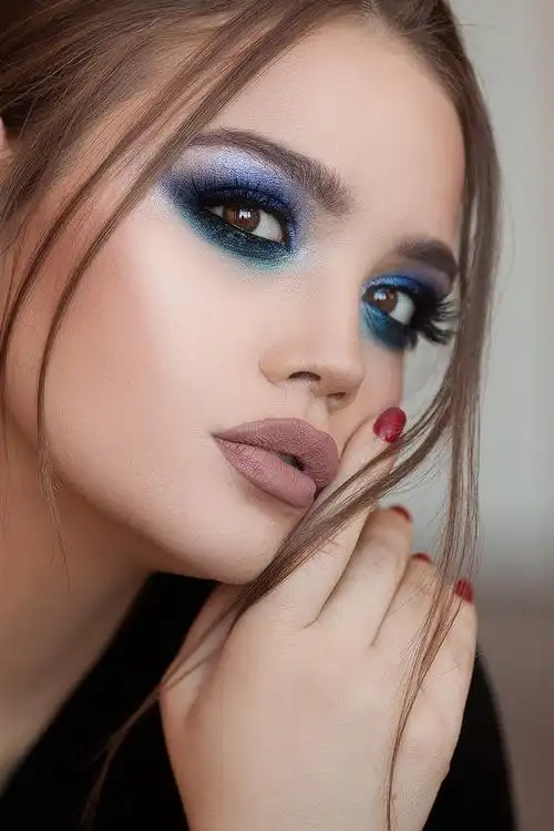 时尚女孩,化妆,脸,姿势