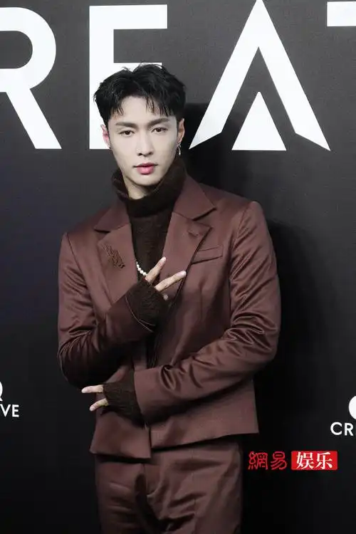 gq派对##gq红毯##张艺兴 我不热