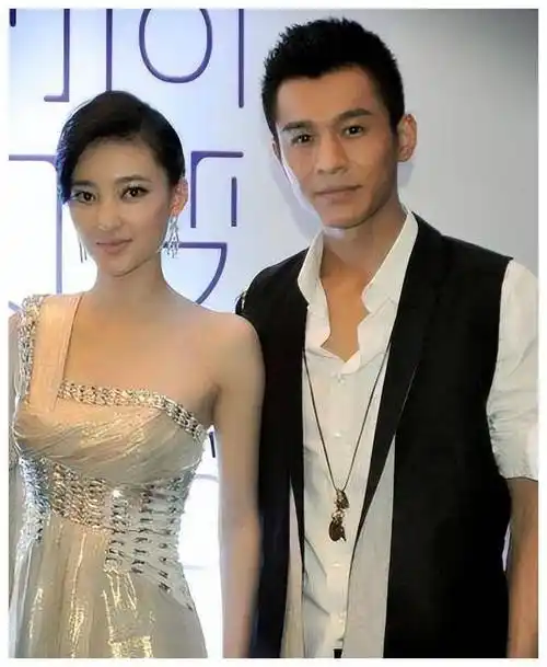 王丽坤与他同居8年把最好的青春都给了他他却转身与别人结婚