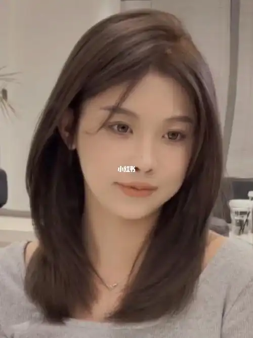 圆脸必看减龄中发发型73讲真剪完秒变十八岁