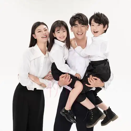 摄影展会白衬衫休闲简约全家福拍照四口新款一家亲子装