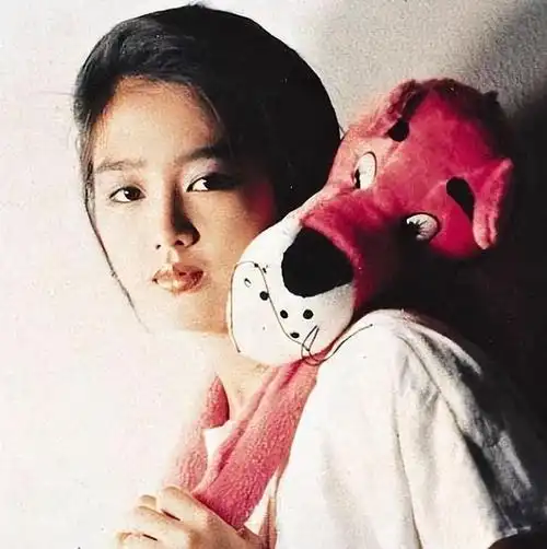 回顾刘德华:我一生帮助过很多人,但是有一个人,看见他就想揍