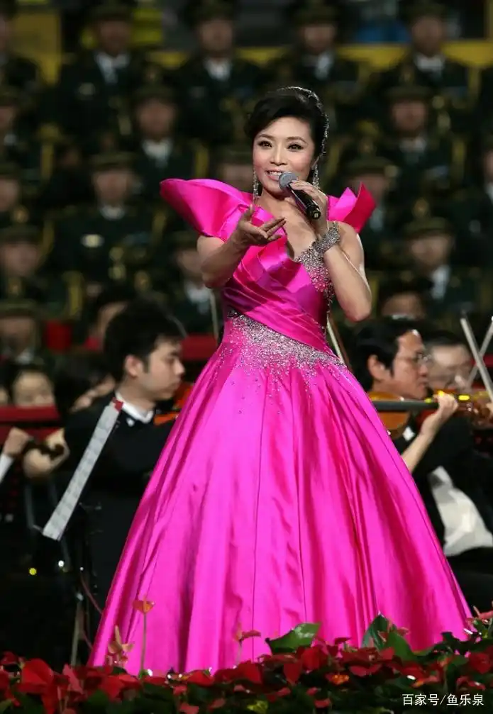 李丹阳:挖掘唱响"茉莉花",17次放歌央视春晚,人美歌美心灵美