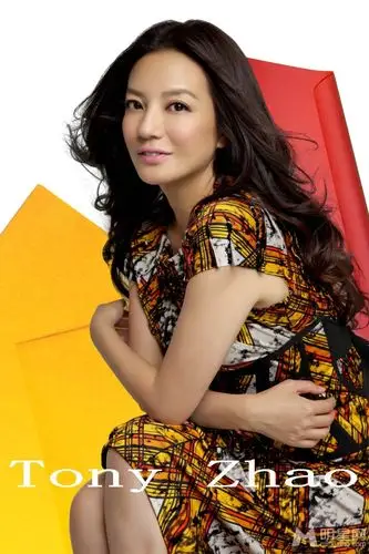 辣妈赵薇致青春写真熟女范十足