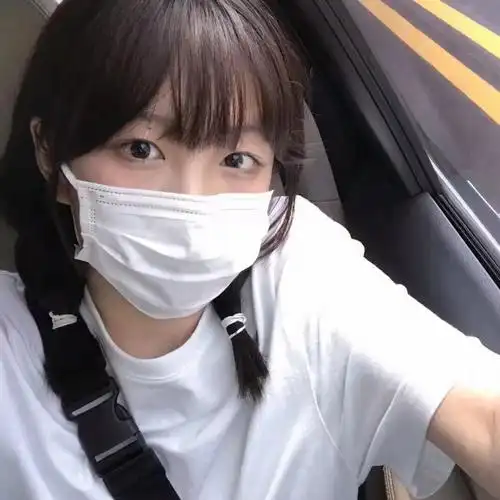 17岁同一个女生真人超好看戴口罩可爱头像(精选多张)图片