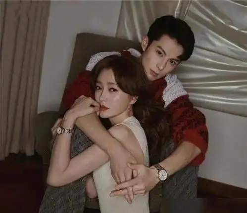 秦岚谈姐弟恋上瘾了刚与刘以豪甜蜜互动现又将与某男星谈恋爱